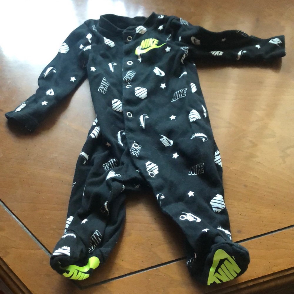 Nike Baby pajamas ❗️❗️  6/ $22 SALE ‼️